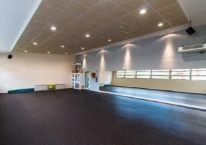 Foto del Gimnasio de Carbayín Bajo