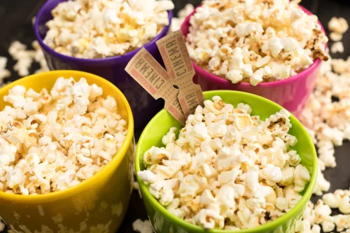 Palomitas con las entradas del cine